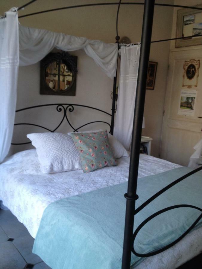 Apartament L'Oustalet La Tour-dʼAigues Zewnętrze zdjęcie