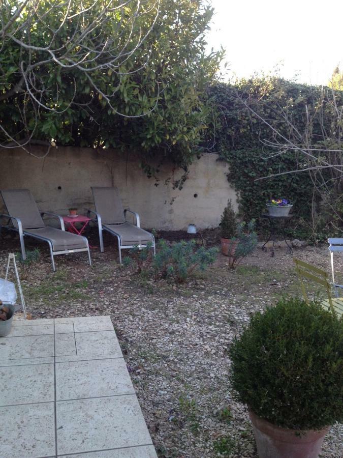 Apartament L'Oustalet La Tour-dʼAigues Zewnętrze zdjęcie